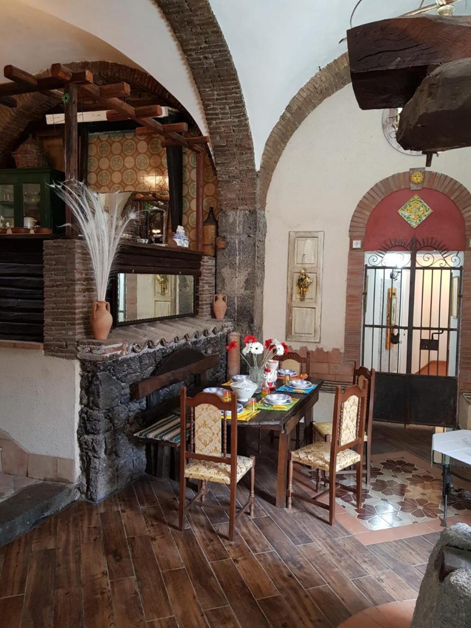 Villa Original Sicily House à Santa Venerina Extérieur photo